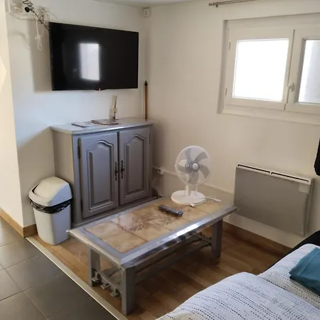 Apartment Petite Maison Au Calme *